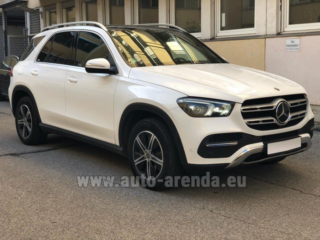 Rental Mercedes-Benz GLE 350 4Matic AMG equipment in Great Britain