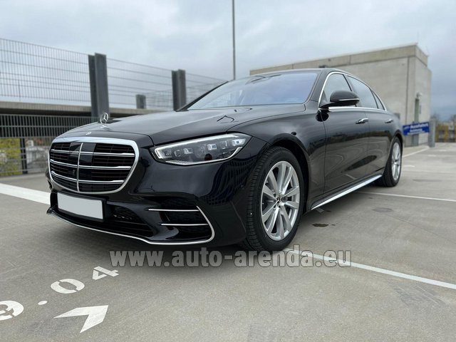 Rental Mercedes-Benz S 450 Long 4Matic AMG equipment in Great Britain